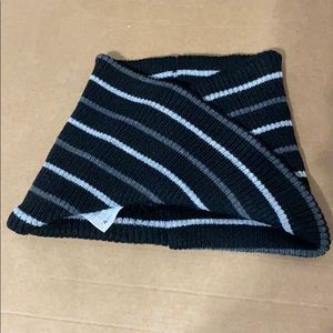 Zara baby neck warmer